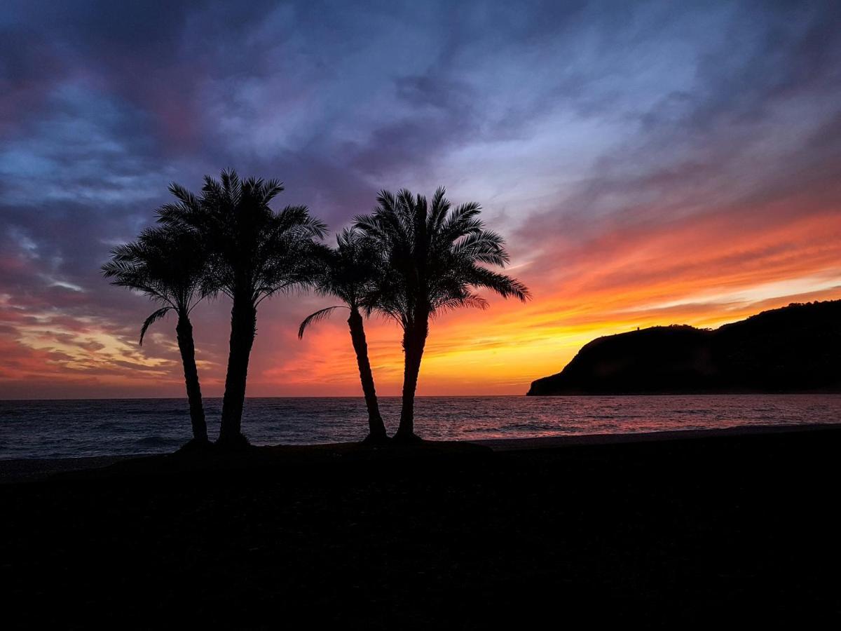 Precioso Apartamento Cerca Del Mar Con Wifi, Piscina Y Parking La Herradura  Exteriör bild